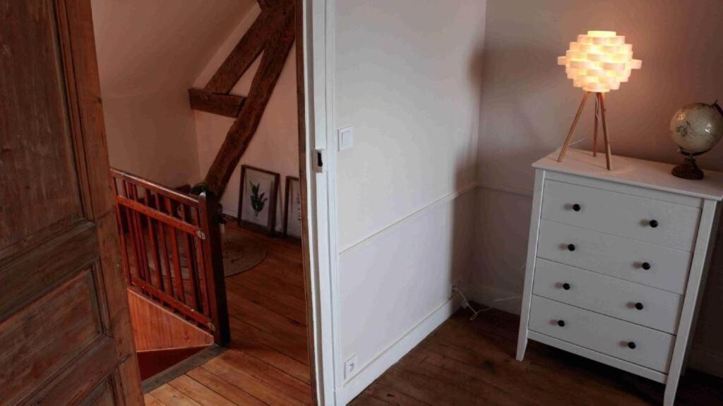Chambre Calme Et Accueillante 13 Kmtrs Aeroport, Parking Gratuit, Navette Gare Ou Aeroport Saint-Germain-la-Poterie Luaran gambar